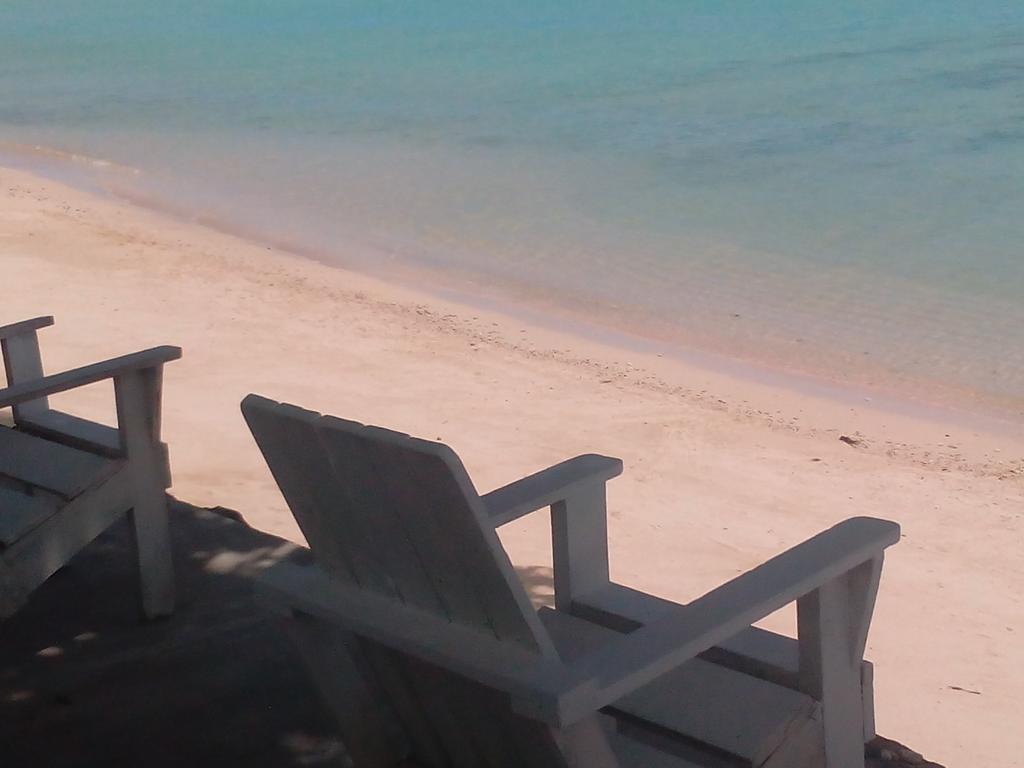 Vacations Beach Fale Hotell Manase Eksteriør bilde