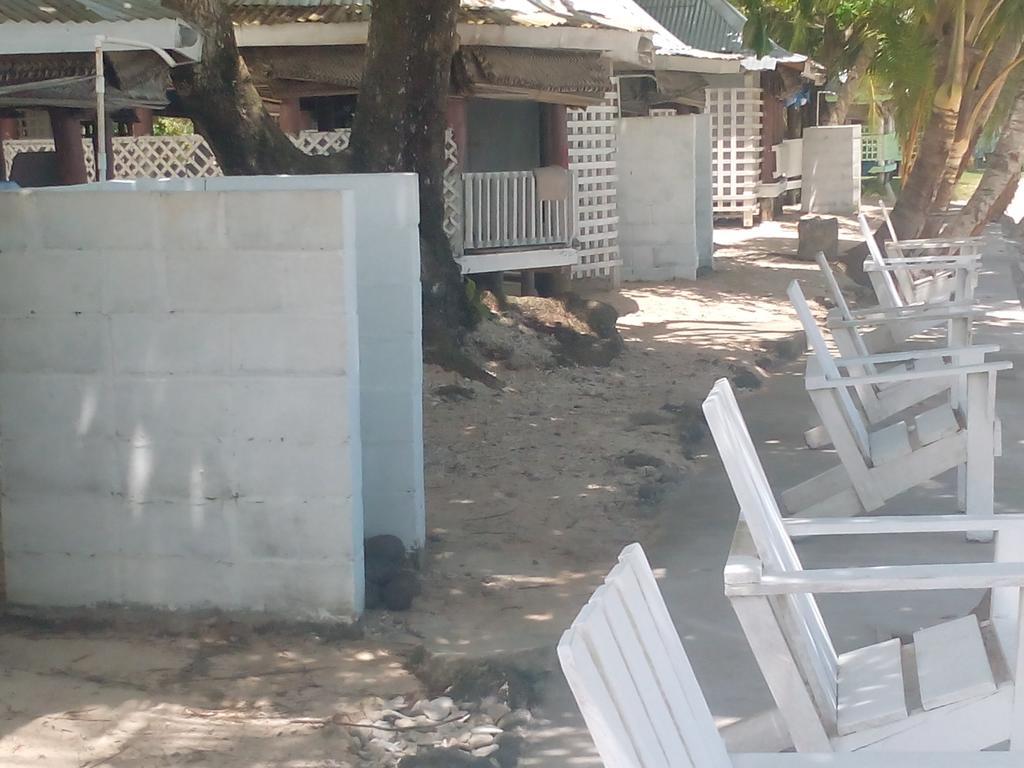 Vacations Beach Fale Hotell Manase Eksteriør bilde
