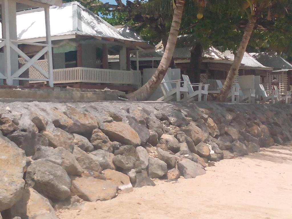 Vacations Beach Fale Hotell Manase Eksteriør bilde