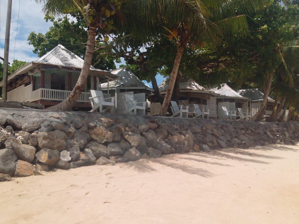 Vacations Beach Fale Hotell Manase Eksteriør bilde